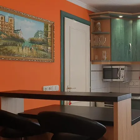 公寓 Elizabet Apartman *