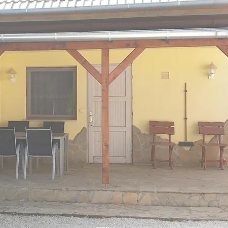 公寓 Elizabet Apartman *
