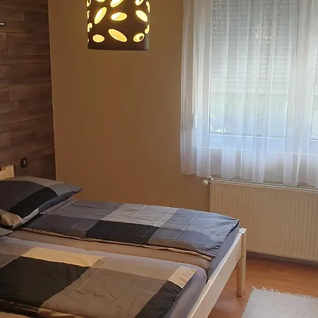 Elizabet Apartman * Balatonmáriafürdő
