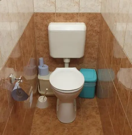 Elizabet Apartman 公寓