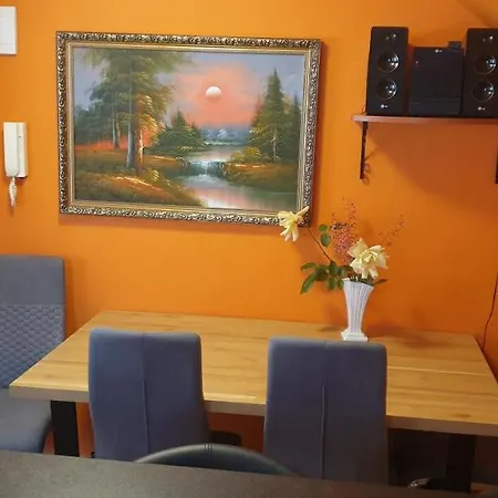 公寓 Elizabet Apartman *